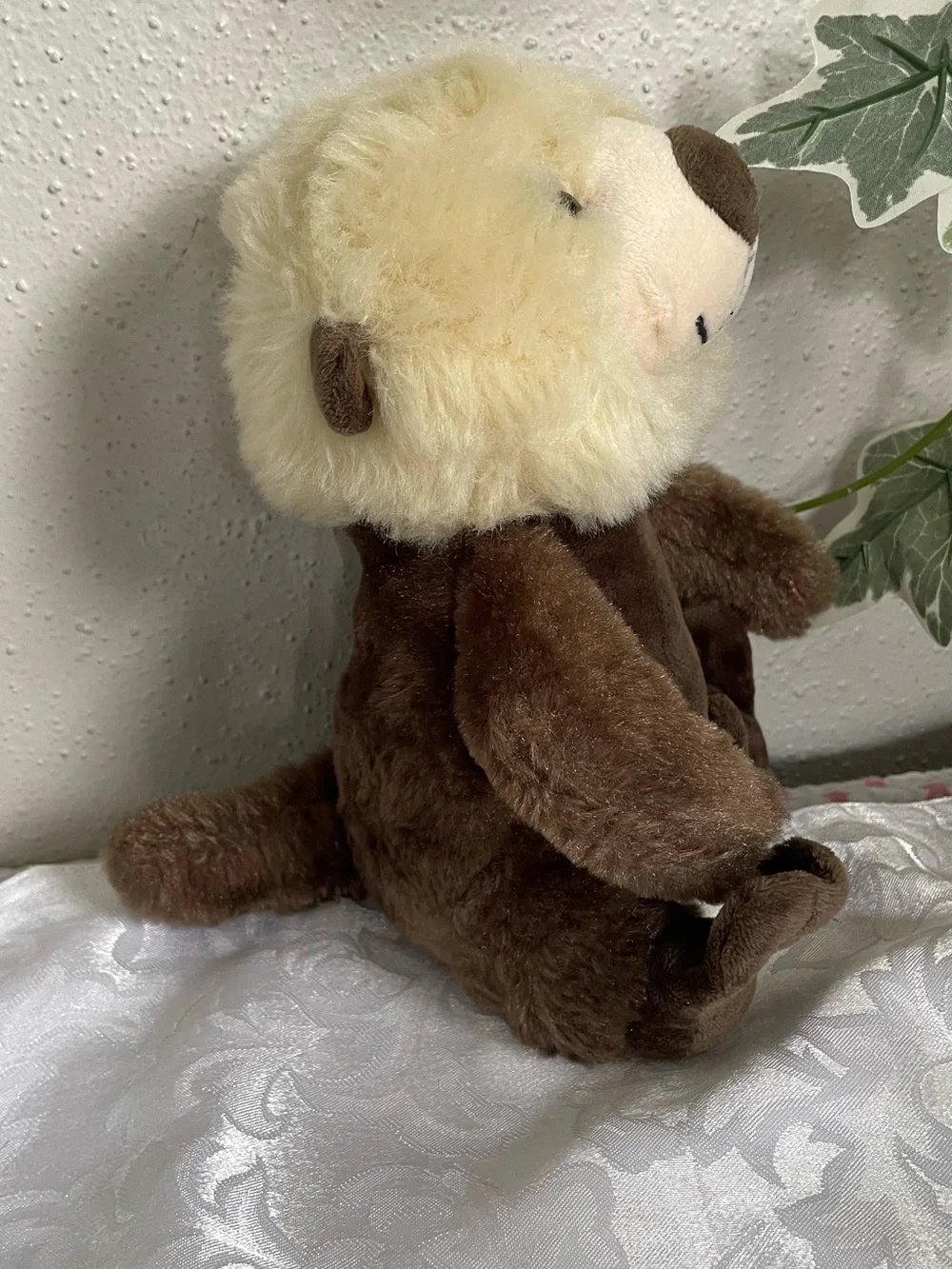 The Petting Zoo Sea Otter Plush 9” Brown Cream Stuffed Animal
